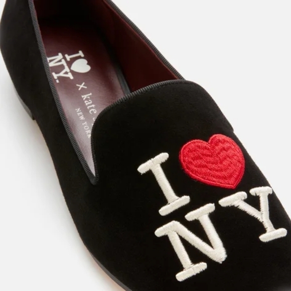 Kate Spade x I Love New York Women's Lounge New York Suede Flats Size 6 NWOT - Picture 2 of 13